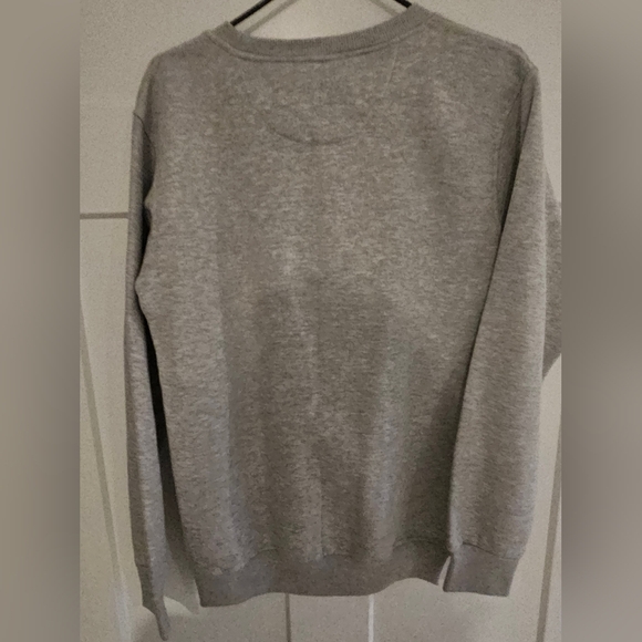 Hello Paris Grey Embroidered “Paris France” Sweatshirt Women’s XS Cozy Crewneck - Picture 5 of 5